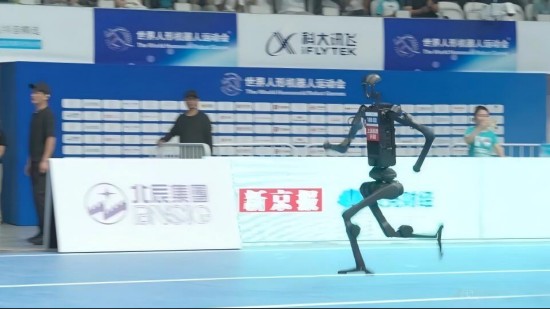 宇树科技叩开科创板大门;从实验室到全球舞台;硬核创新驱动未来产业跃升。 企业服务 宇树科技叩开科创板大门;从实验室到全球舞台;硬核创新驱动未来产业跃升。 企业服务