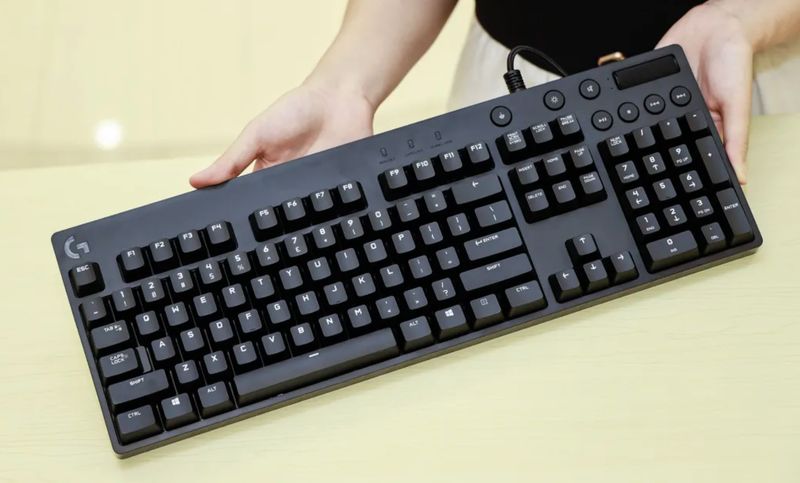  罗技广告风波背后：一场精心策划的品牌傲慢与甩锅戏码 新闻