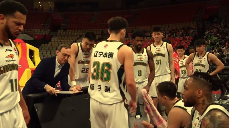  赛场动态：深度剖析辽篮卡位战的核心变量与博弈逻辑 体育新闻