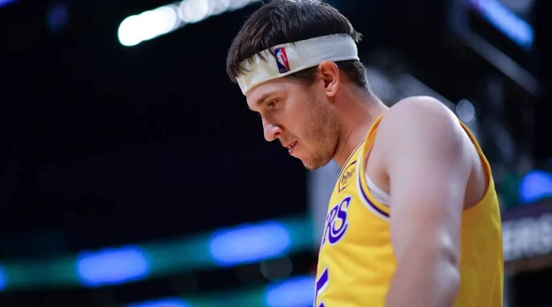  【深度复盘】湖人伤病危机全解析：东契奇+里夫斯缺阵背后的战术崩塌与西部格局重塑 体育新闻