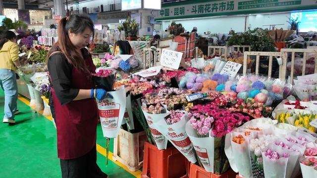  当国家安全遇见数字经济：云花传递背后的技术架构与传播效能分析 IT技术