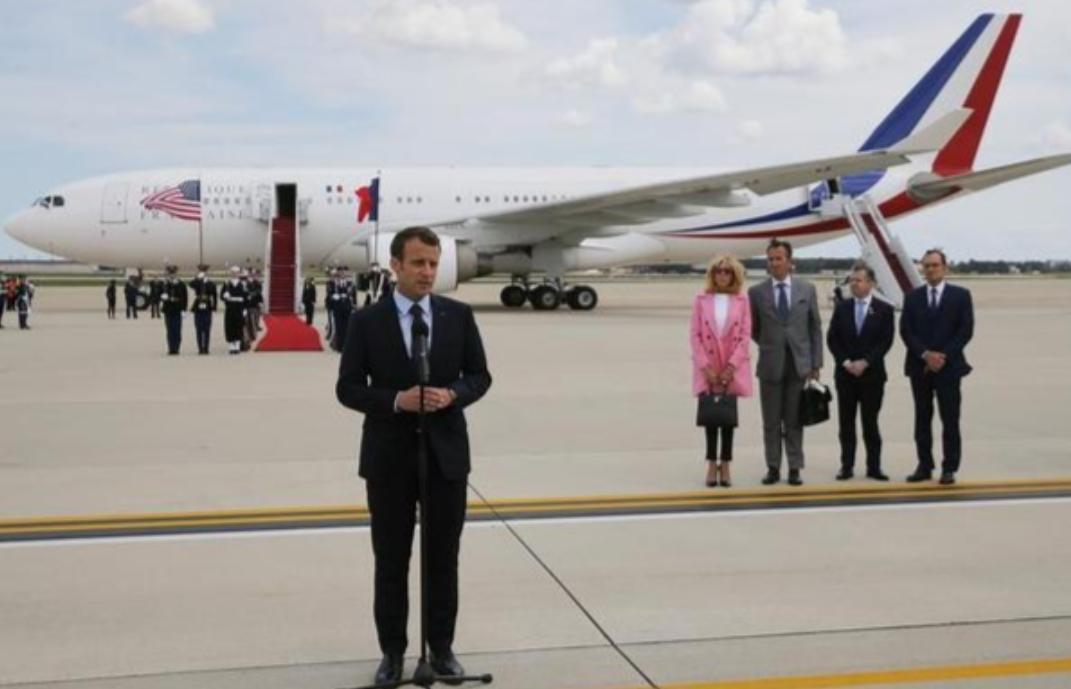  那个在东京签完反华声明的男人，转头就飞去了首尔——大国博弈中的小国外交困境 新闻